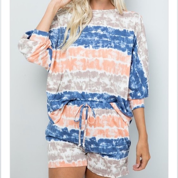 💙OPEN CROSS BACK TIE DYE FRENCH TERRY TOP - Picture 2 of 5